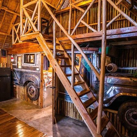 Barya Lang Villa- Native Villa With Jeepney Room 엘니도 외부 사진