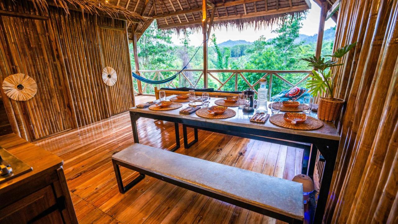 Barya Lang Villa- Native Villa With Jeepney Room 엘니도 외부 사진