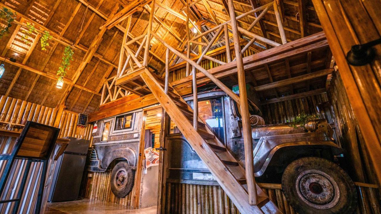 Barya Lang Villa- Native Villa With Jeepney Room 엘니도 외부 사진