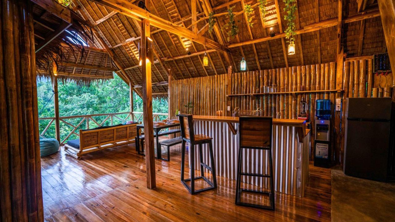 Barya Lang Villa- Native Villa With Jeepney Room 엘니도 외부 사진