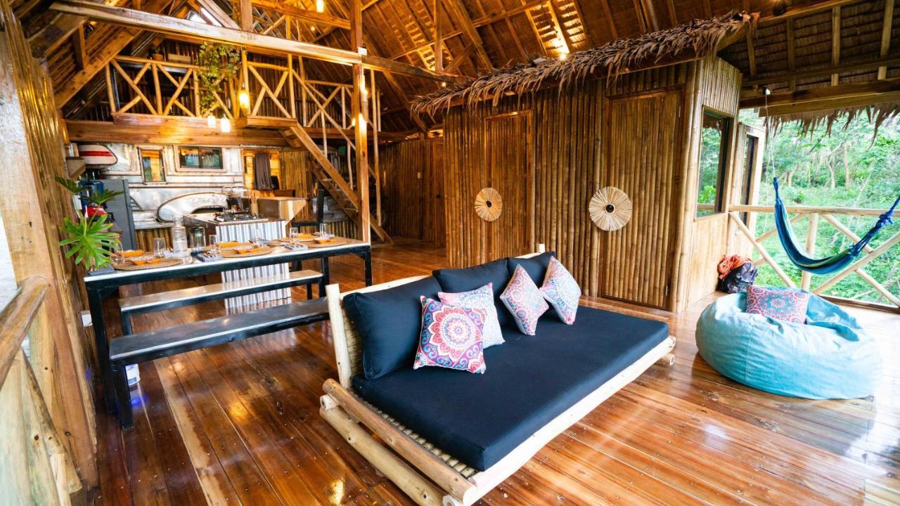 Barya Lang Villa- Native Villa With Jeepney Room 엘니도 외부 사진