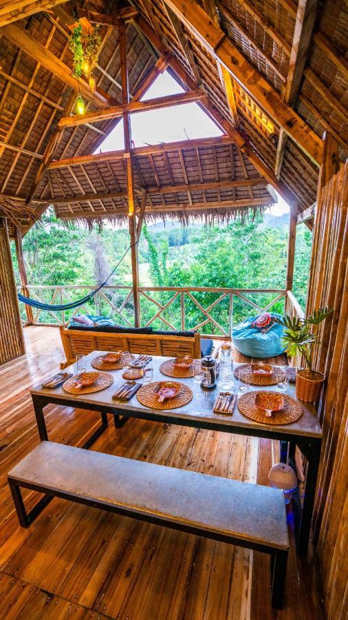 Barya Lang Villa- Native Villa With Jeepney Room 엘니도 외부 사진