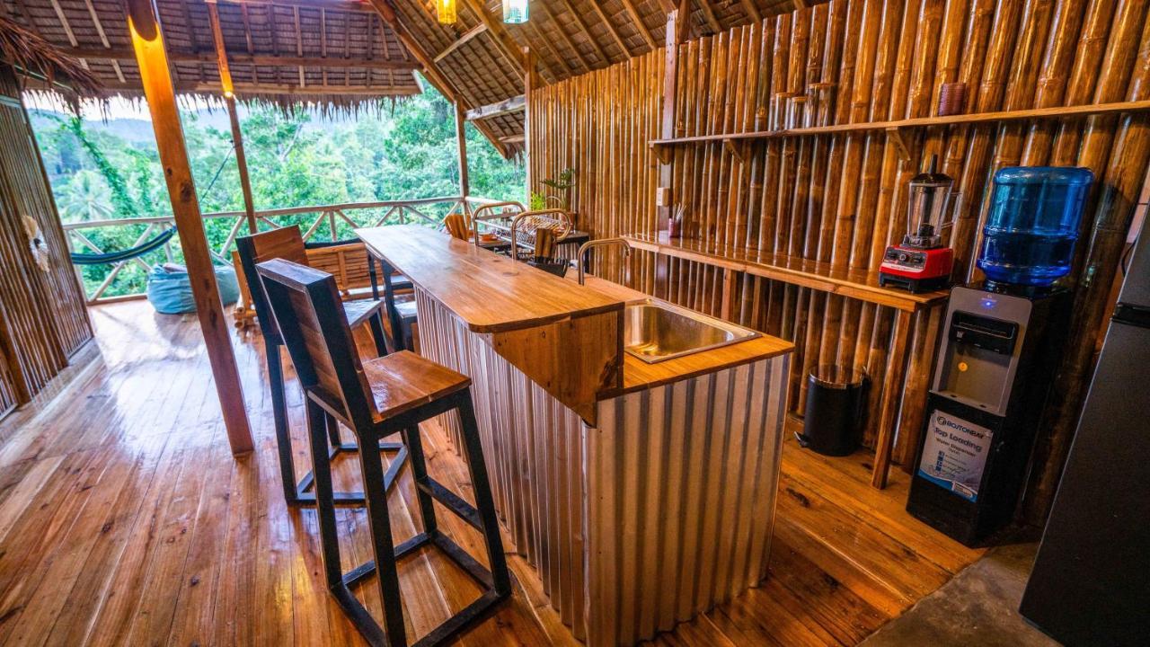 Barya Lang Villa- Native Villa With Jeepney Room 엘니도 외부 사진
