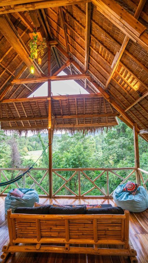 Barya Lang Villa- Native Villa With Jeepney Room 엘니도 외부 사진